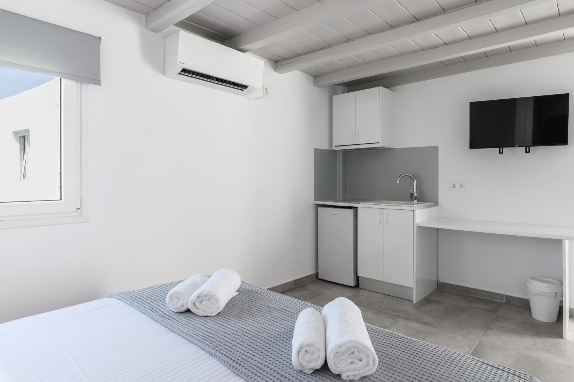 Eleven Keys Apartments Mykonos Town Exterior photo