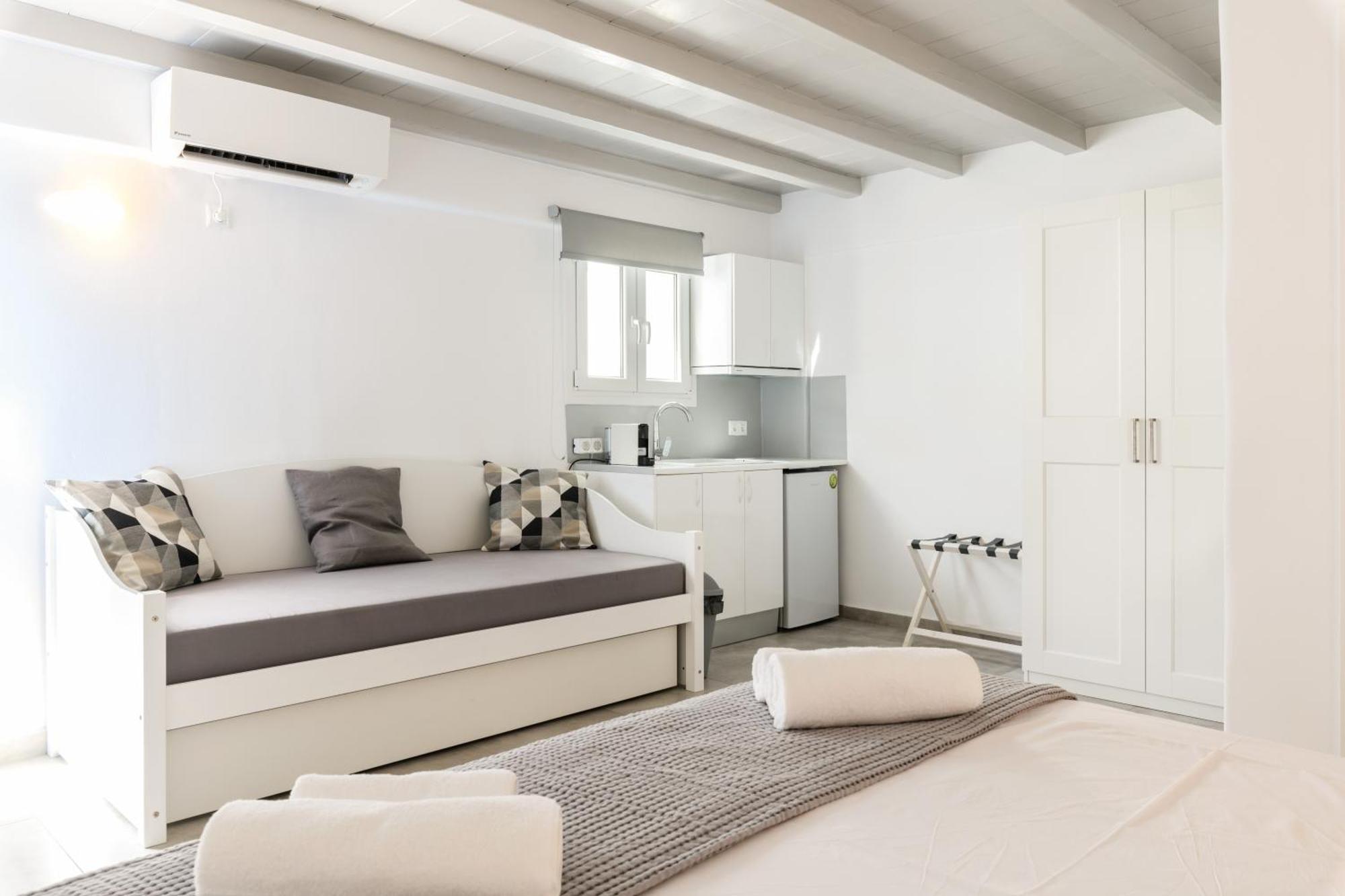 Eleven Keys Apartments Mykonos Town Exterior photo