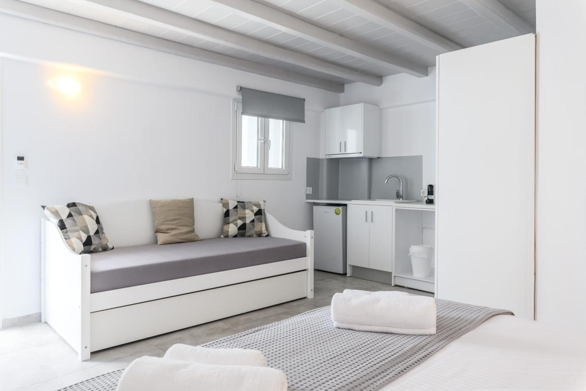 Eleven Keys Apartments Mykonos Town Exterior photo